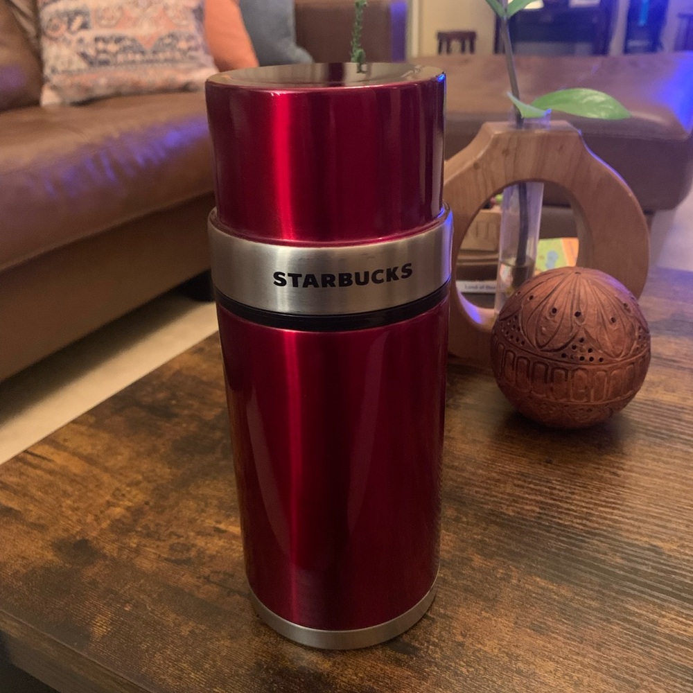 Starbucks Red Stainless Steel Thermos Tumbler *never used* 17 full oz.